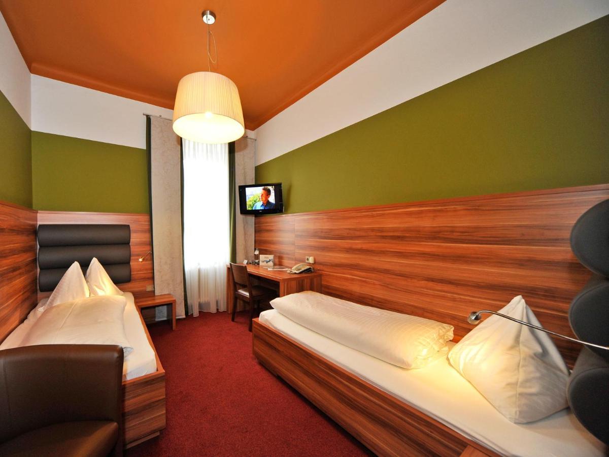 Hotel Ertl & Restaurant El Venado Spittal an der Drau Dış mekan fotoğraf